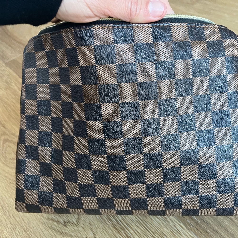 Large travel size makeup bag for makeup and toiletries, very flexible and soft